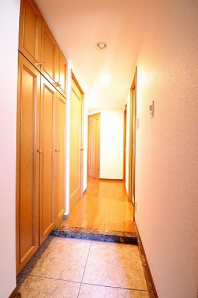 (8/19) 玄関 (8/19) 玄関