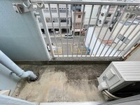 コーポ的場
