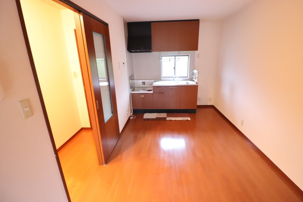 (2/18) 居室・リビング (2/18) 居室・リビング