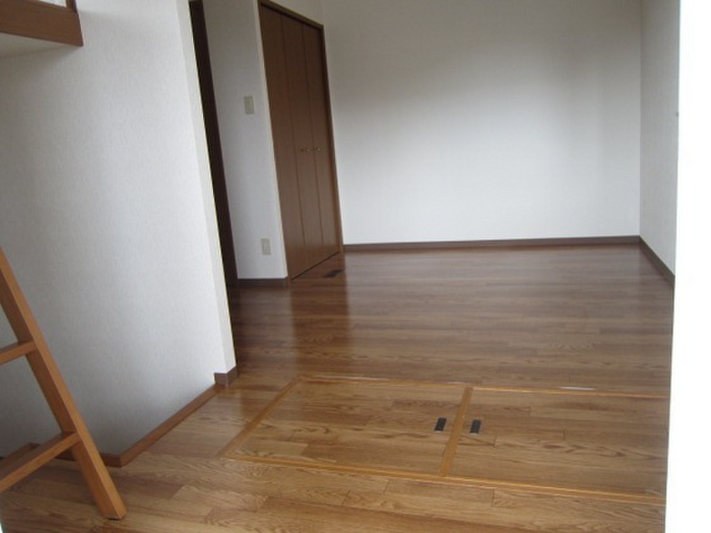 (2/18) ※別号室の写真です (2/18) ※別号室の写真です