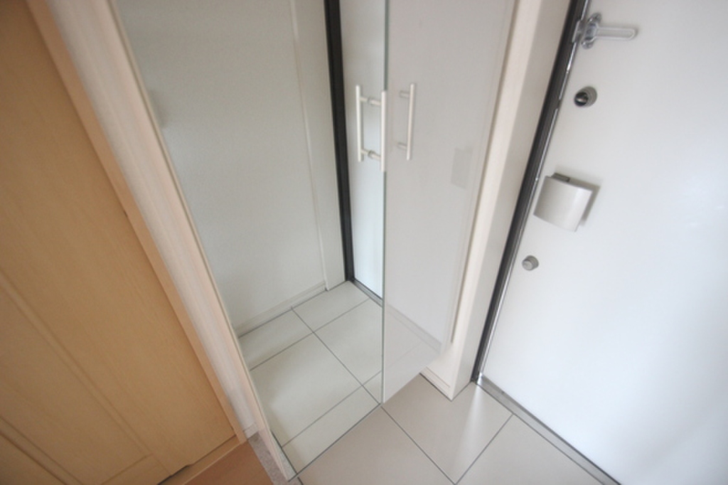 (8/24) 玄関 (8/24) 玄関