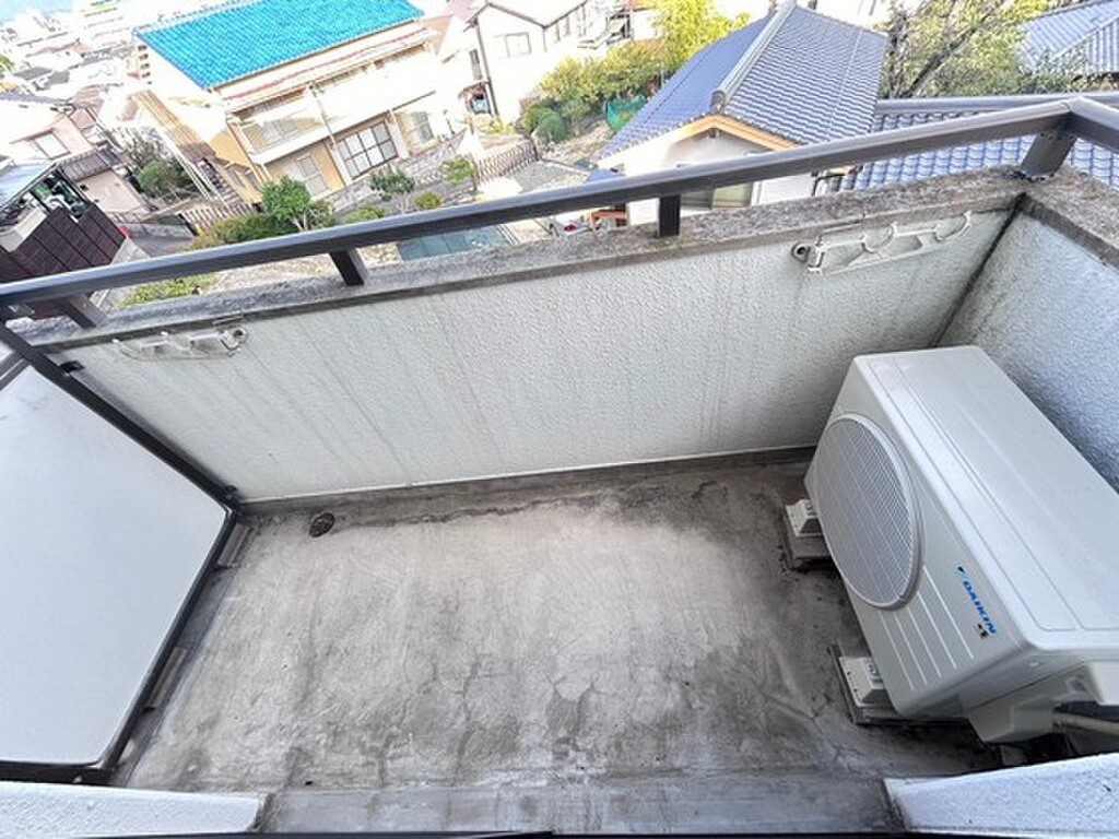 (11/22) バルコニー (11/22) バルコニー