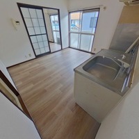 ファミール中村