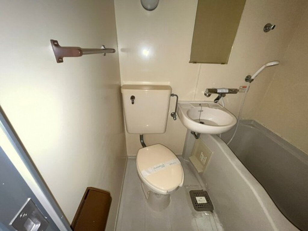 (8/24) トイレ (8/24) トイレ