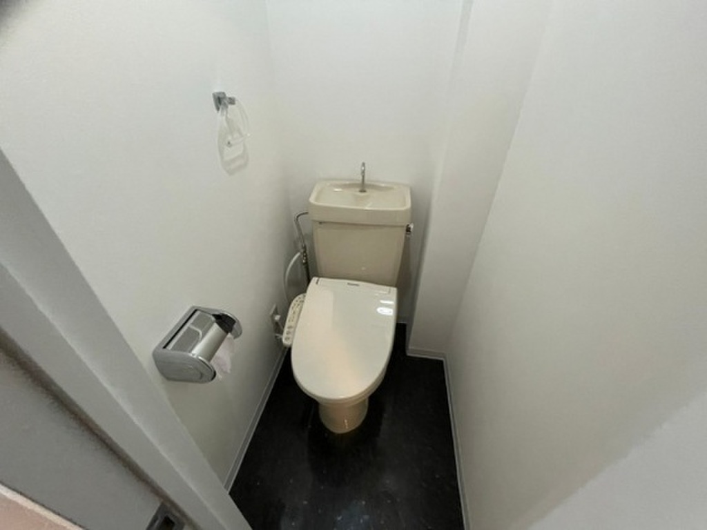 (4/21) トイレ (4/21) トイレ