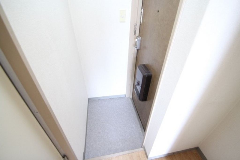 (7/14) 玄関 (7/14) 玄関