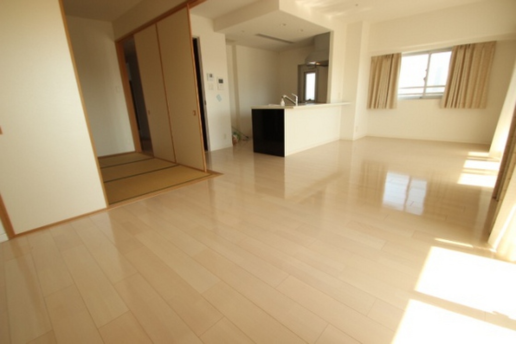 (2/23) ※別室の写真です (2/23) ※別室の写真です