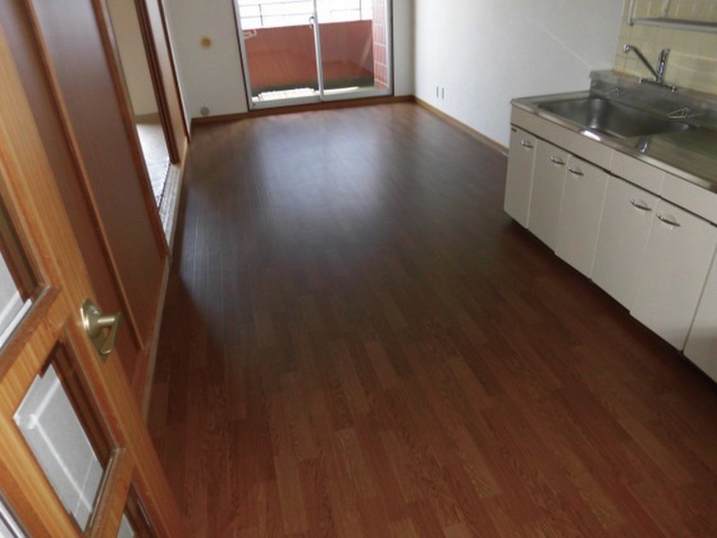 (2/15) 居室・リビング (2/15) 居室・リビング