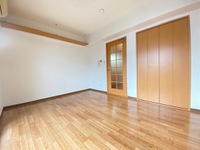 ※写真は別号室タイプのため参考です。