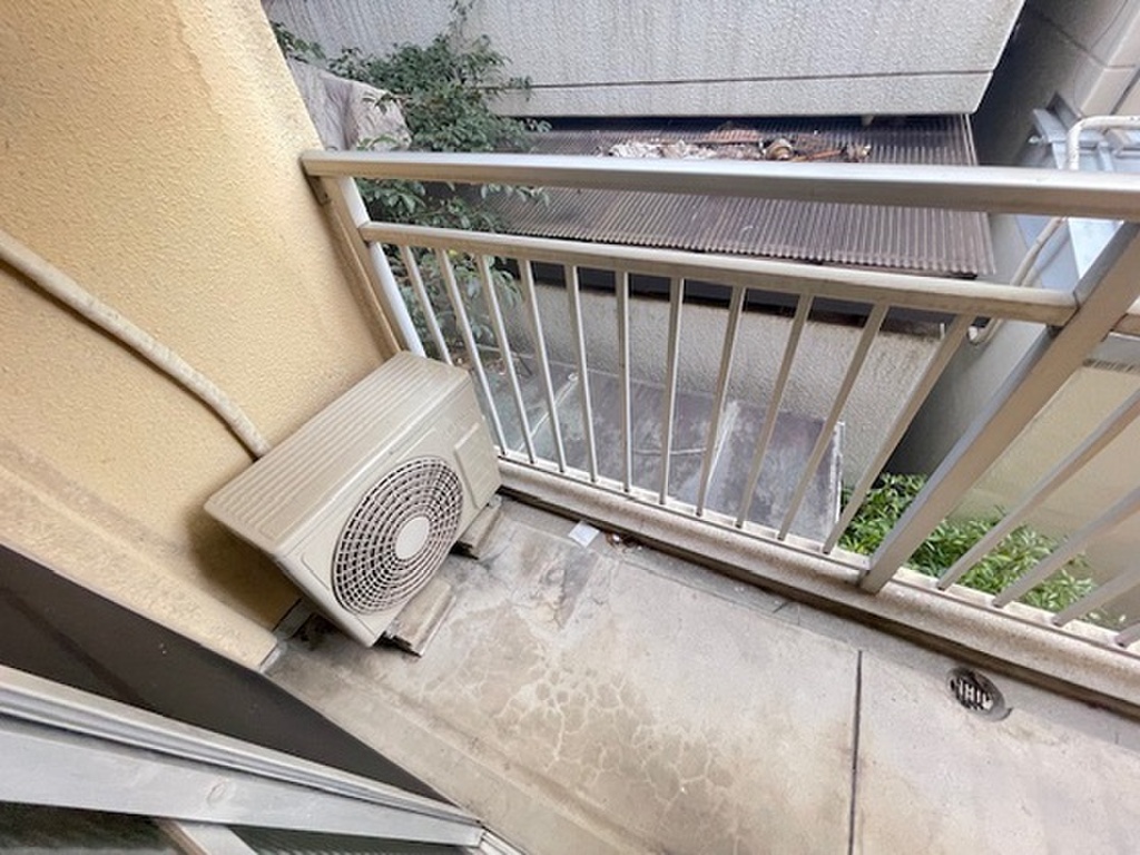 (5/23) バルコニー