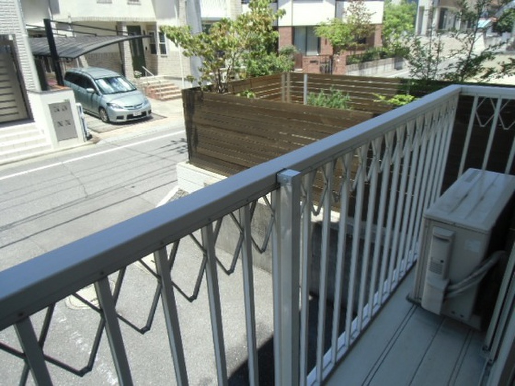 (8/15) バルコニー (8/15) バルコニー