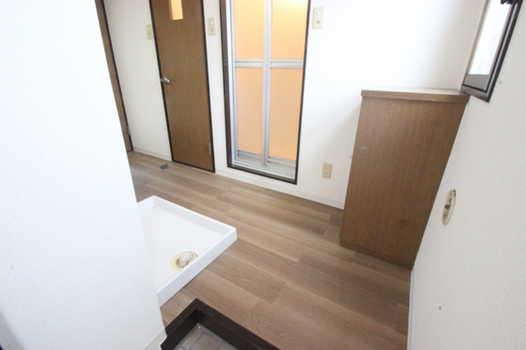 (9/21) 玄関 (9/21) 玄関