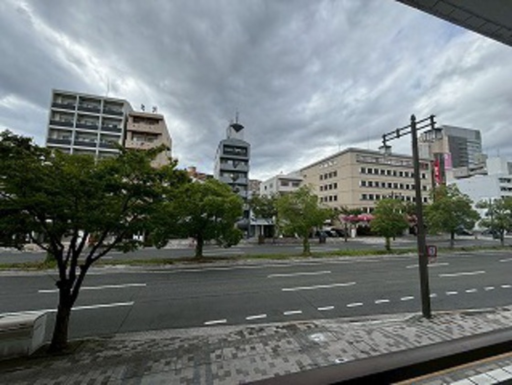 (13/21) 眺望 (13/21) 眺望