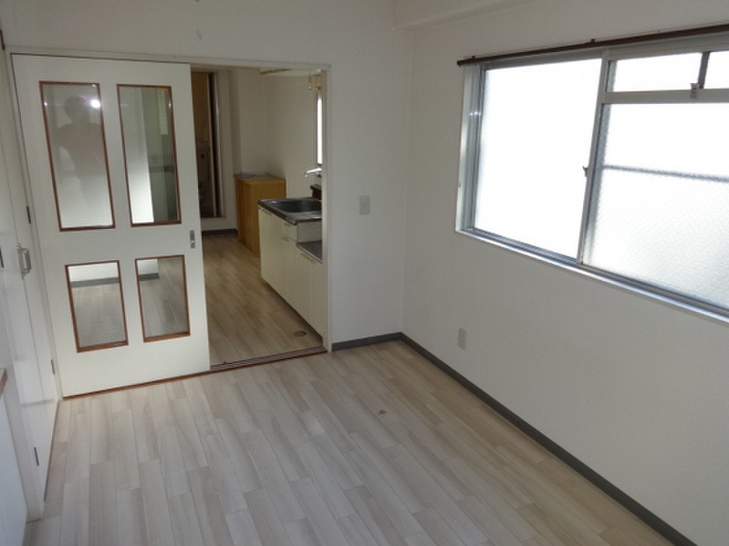 (2/13) ※写真は別号室です (2/13) ※写真は別号室です