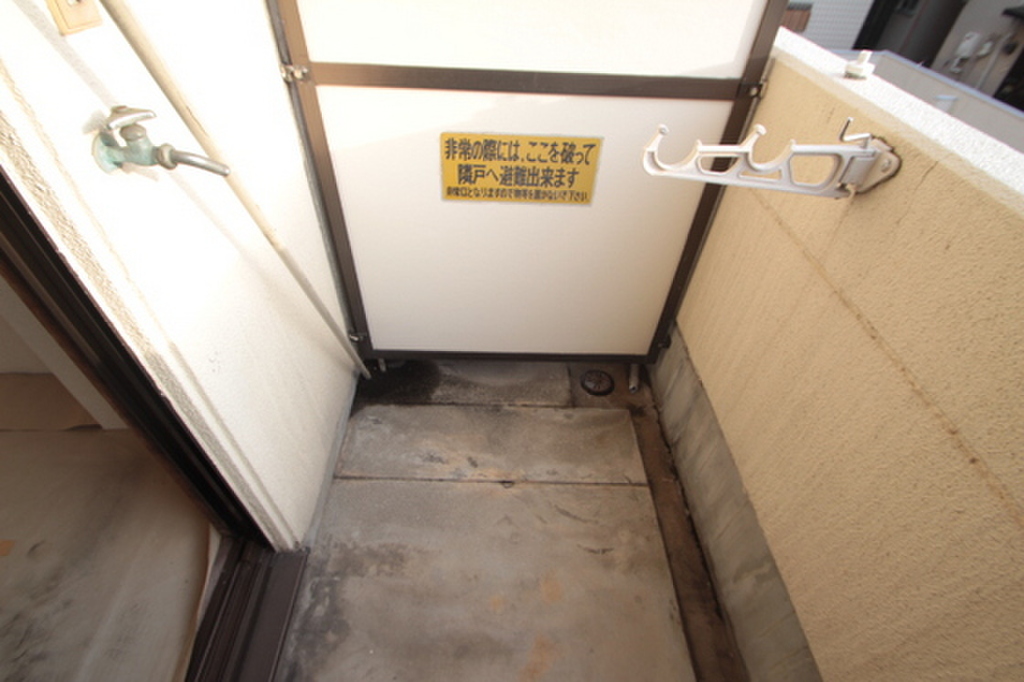 (8/24) バルコニー