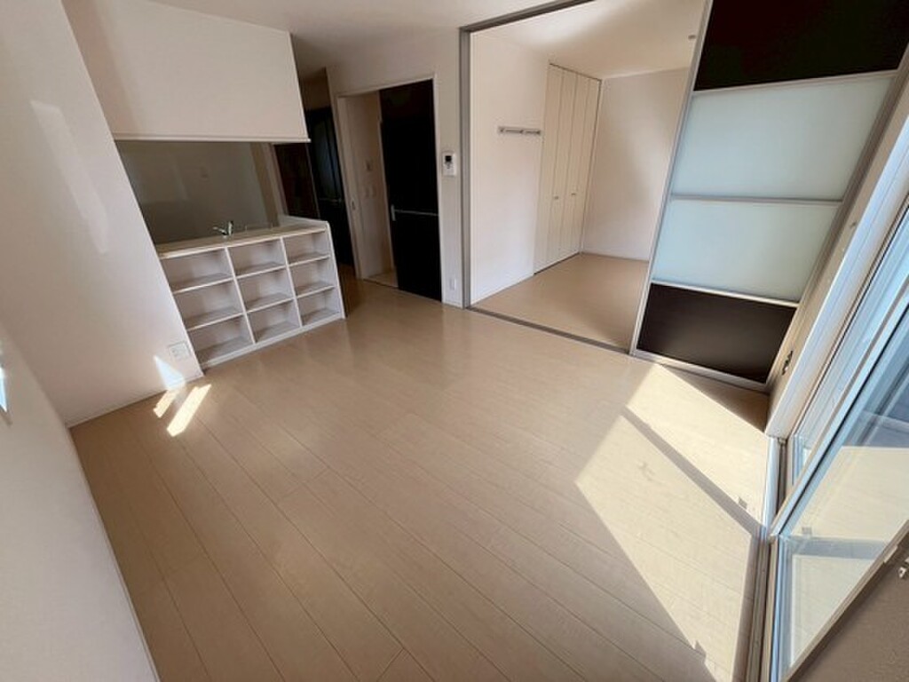 (2/28) 居室・リビング (2/28) 居室・リビング