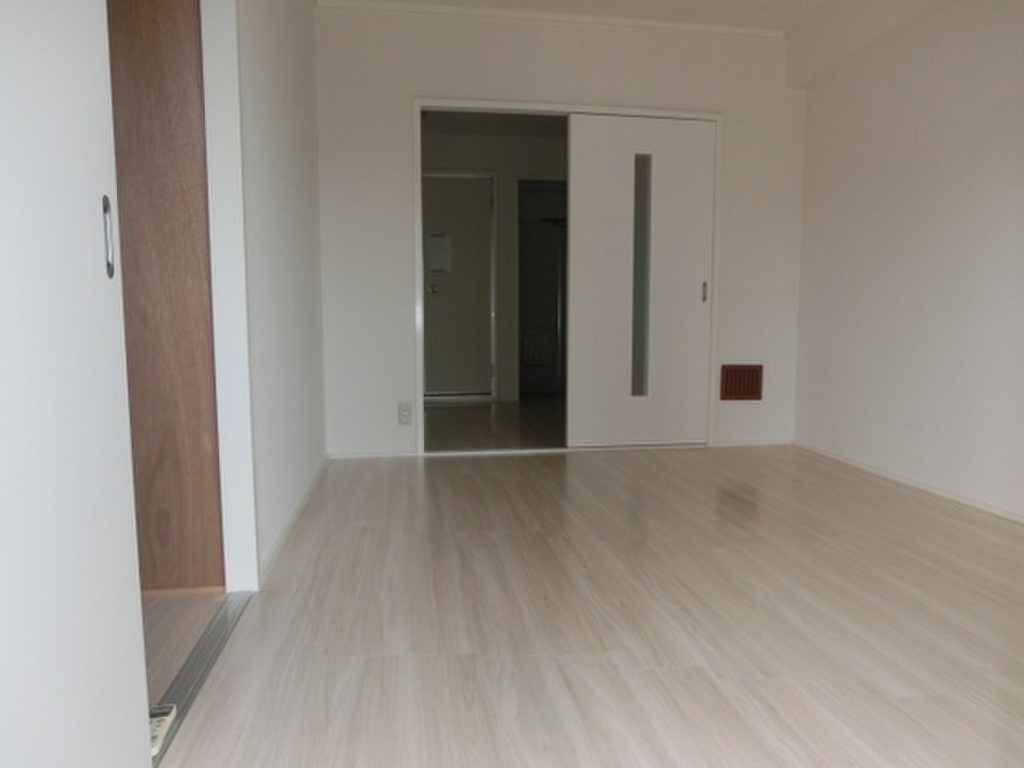 (2/14) 居室・リビング