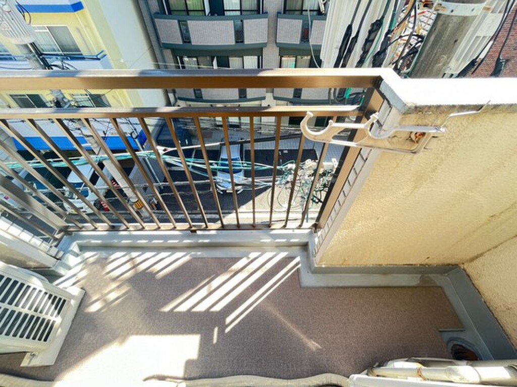 (9/21) バルコニー