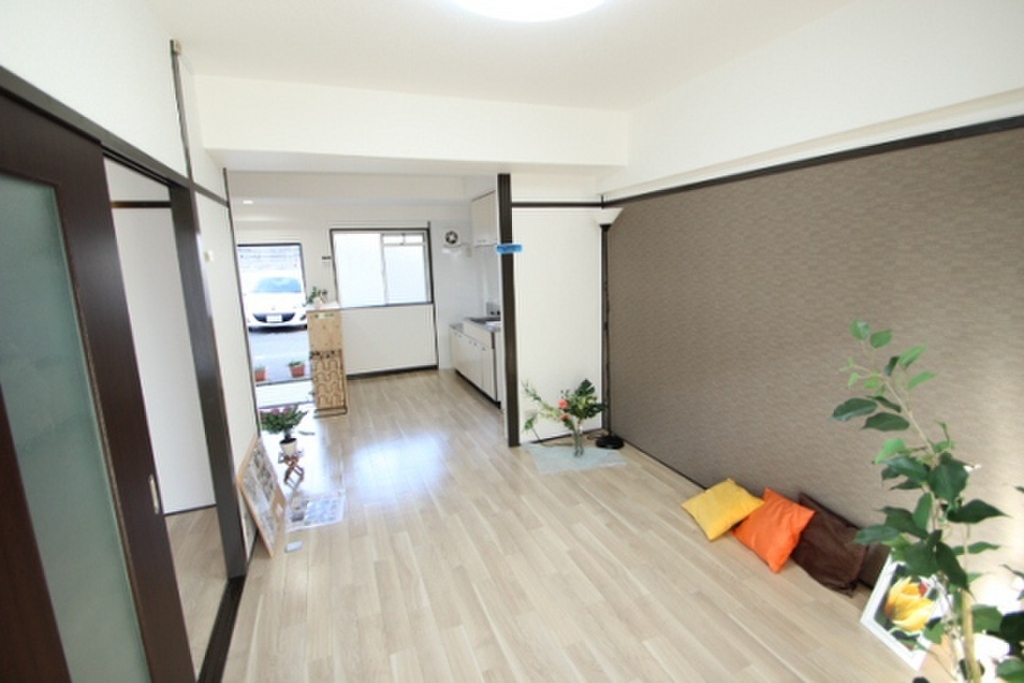 (2/21) 居室・リビング (2/21) 居室・リビング