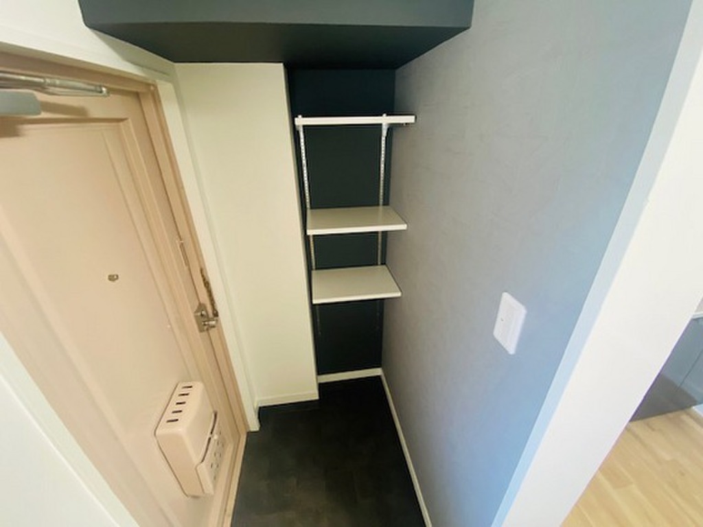 (8/25) 玄関 (8/25) 玄関