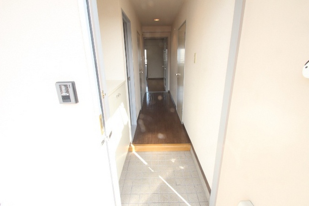 (11/24) 玄関 (11/24) 玄関