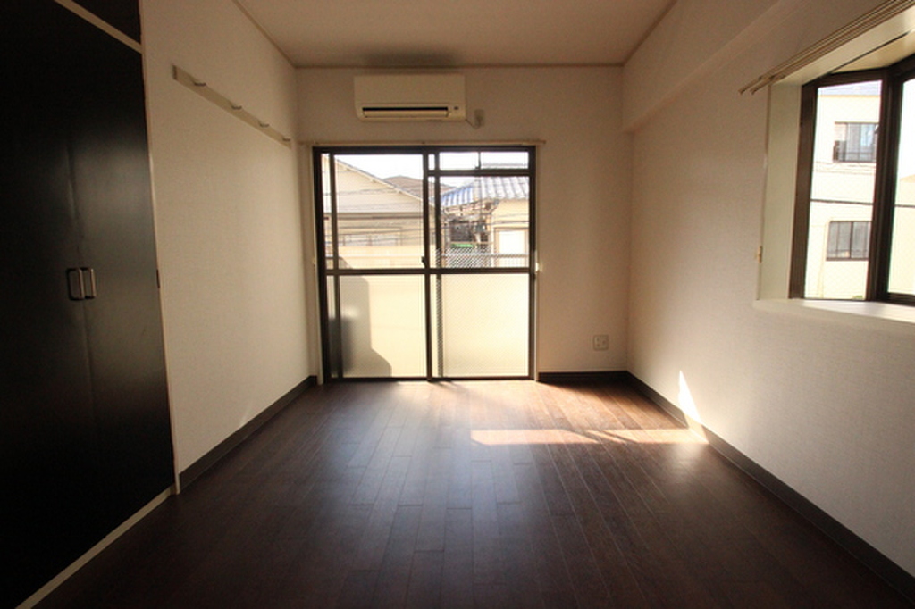 (2/23) 居室・リビング (2/23) 居室・リビング