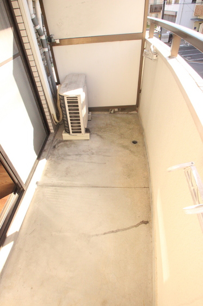 (8/23) バルコニー (8/23) バルコニー