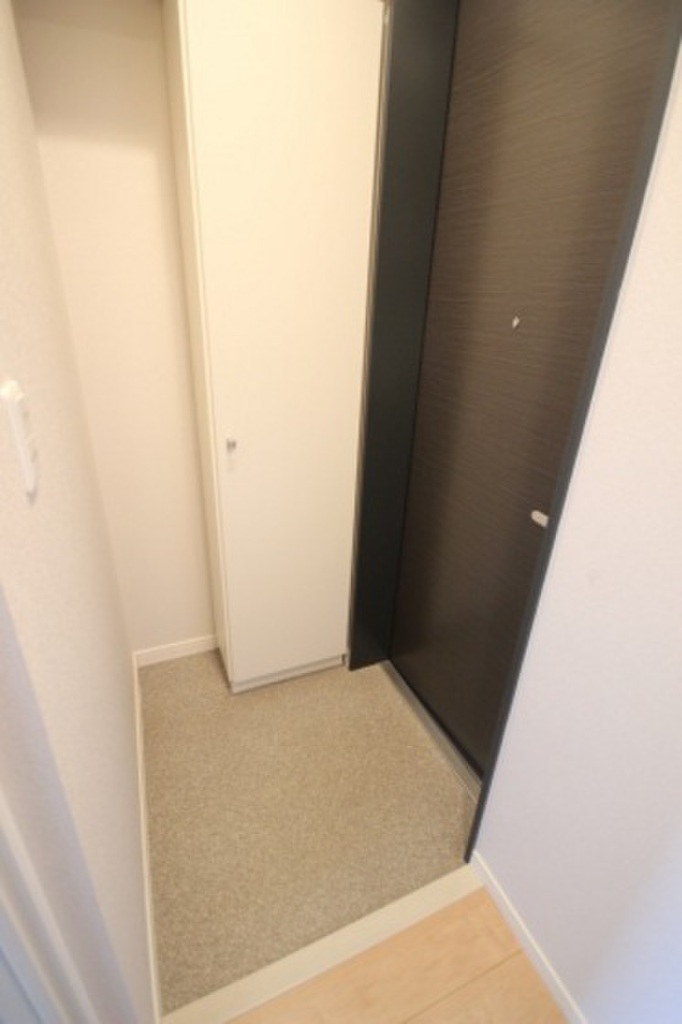 (9/27) 玄関 (9/27) 玄関