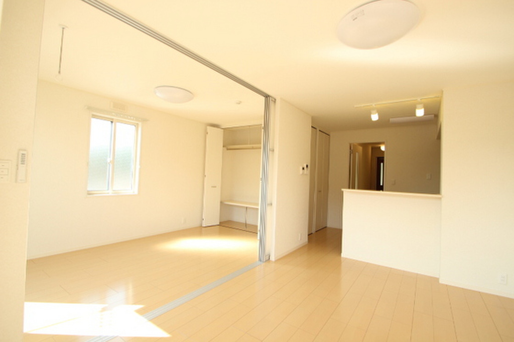 (2/21) 居室・リビング (2/21) 居室・リビング