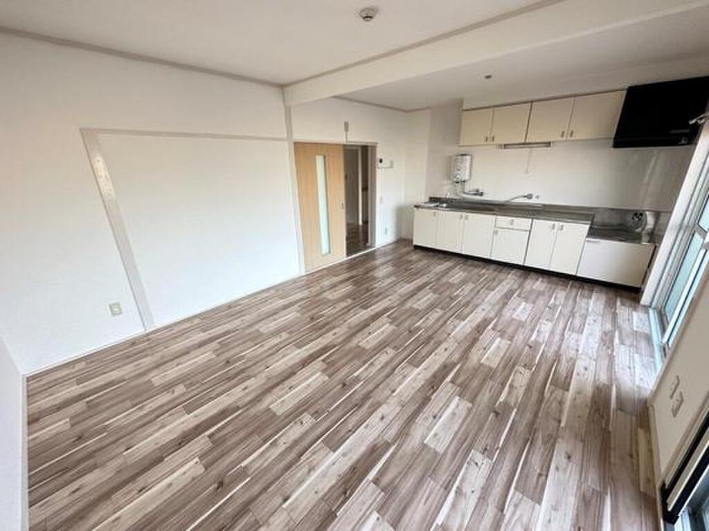 (2/23) 居室・リビング (2/23) 居室・リビング