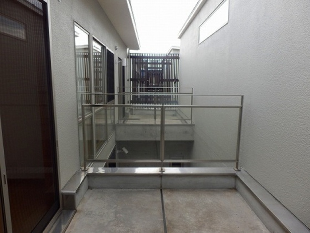 (12/21) バルコニー