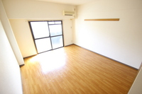 ※別部屋の写真です