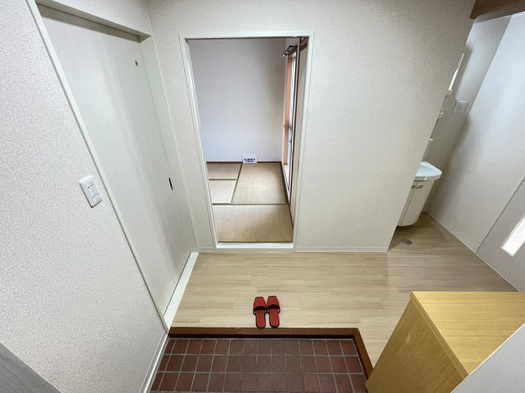 (9/22) 玄関 (9/22) 玄関