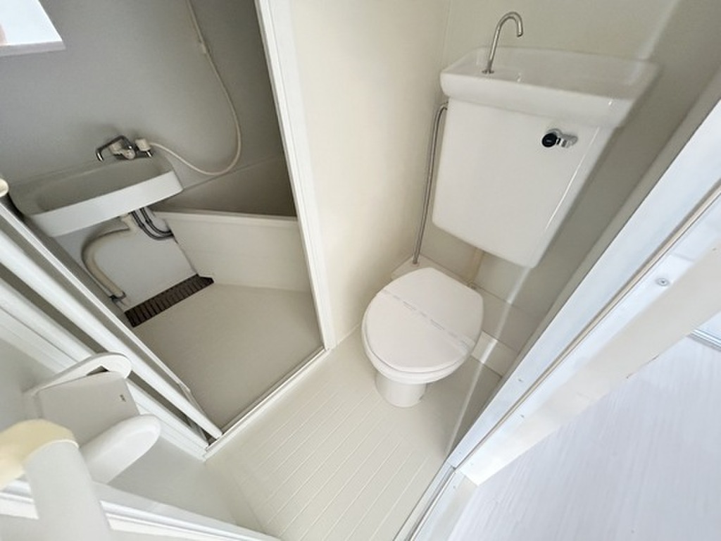 (8/20) トイレ (8/20) トイレ