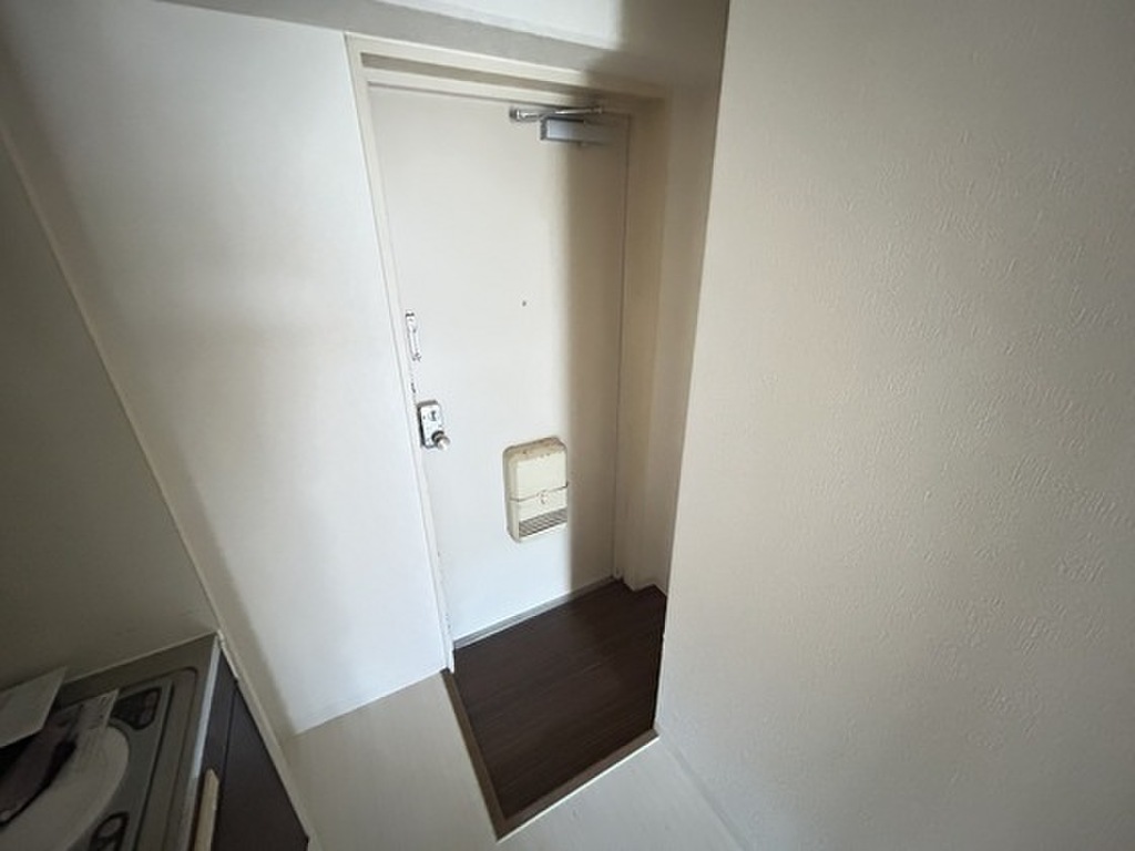 (13/20) 玄関 (13/20) 玄関