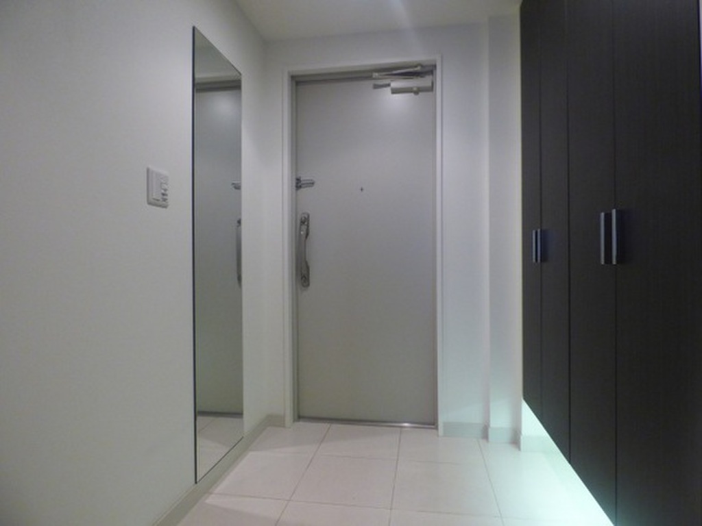 (7/19) 玄関 (7/19) 玄関