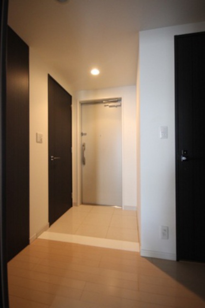 (8/23) 玄関 (8/23) 玄関