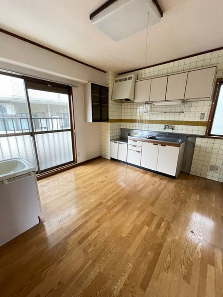 (2/18) 居室・リビング (2/18) 居室・リビング