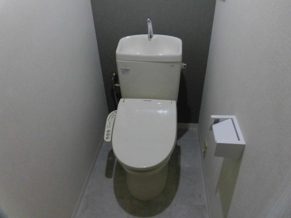 (5/18) トイレ (5/18) トイレ