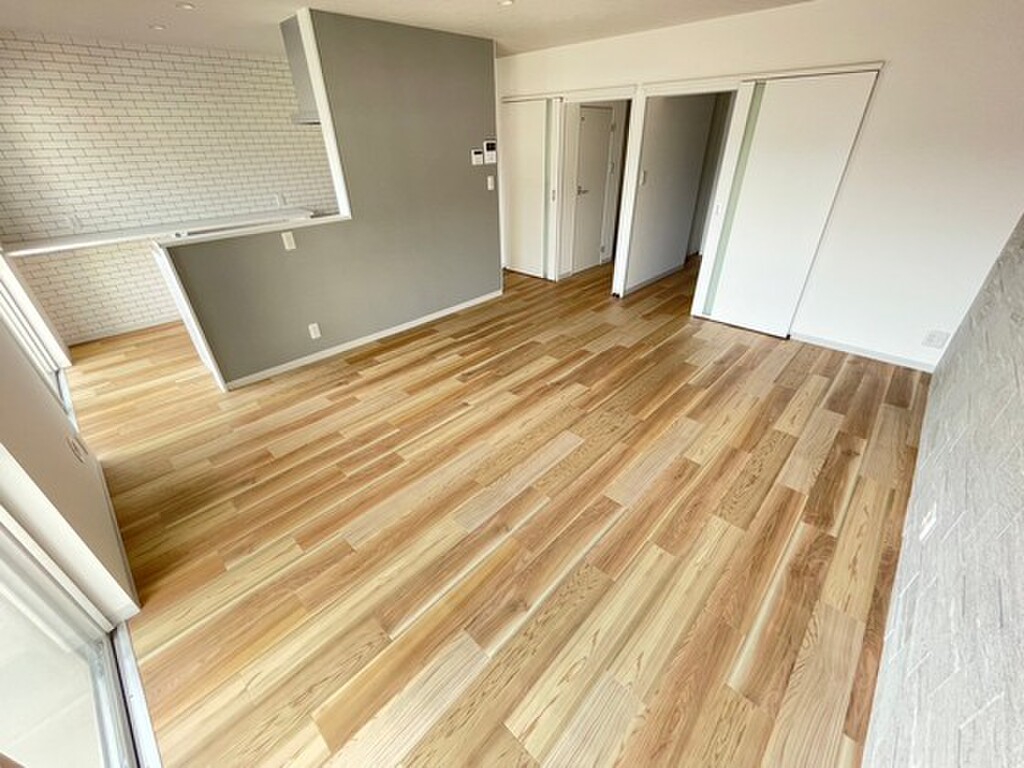 (2/25) 居室・リビング (2/25) 居室・リビング