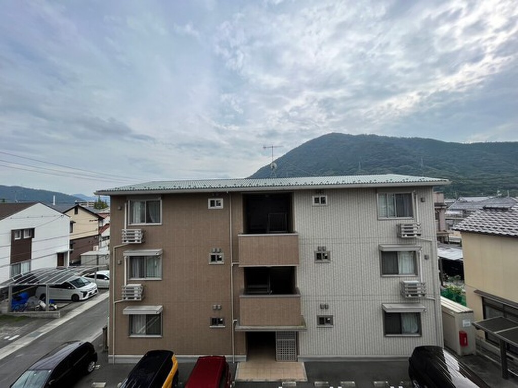 (12/23) バルコニー (12/23) バルコニー