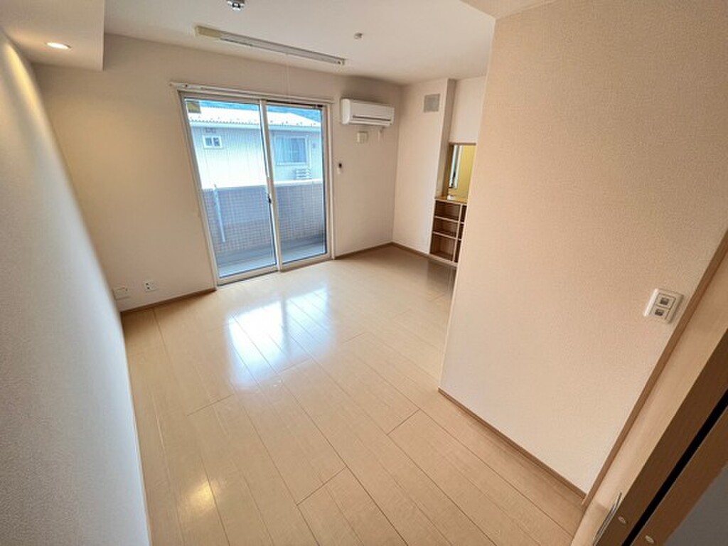 (2/23) 居室・リビング (2/23) 居室・リビング