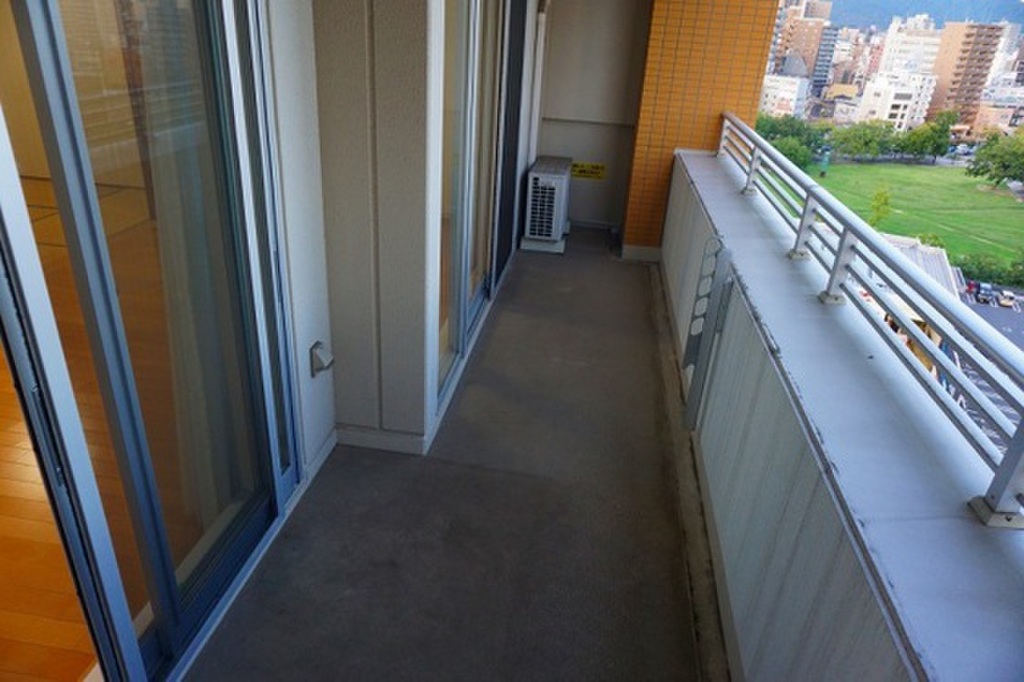 (12/19) バルコニー (12/19) バルコニー