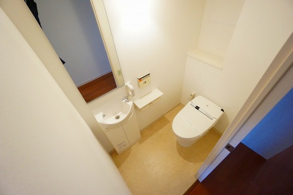 (5/20) トイレ (5/20) トイレ