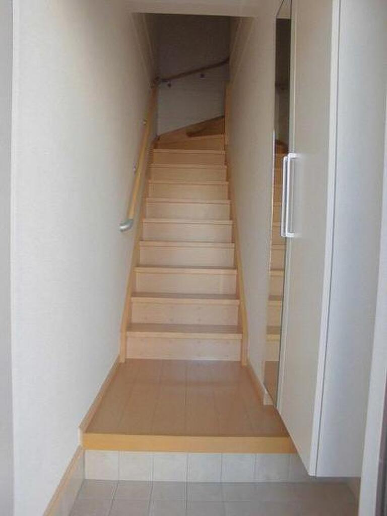 (7/17) 玄関 (7/17) 玄関