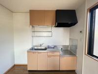 反転タイプの別号室の室内写真となります。