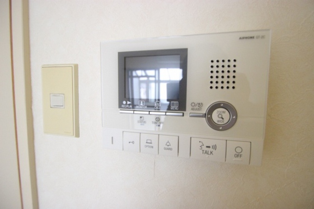 (8/25) ※別室の写真です (8/25) ※別室の写真です