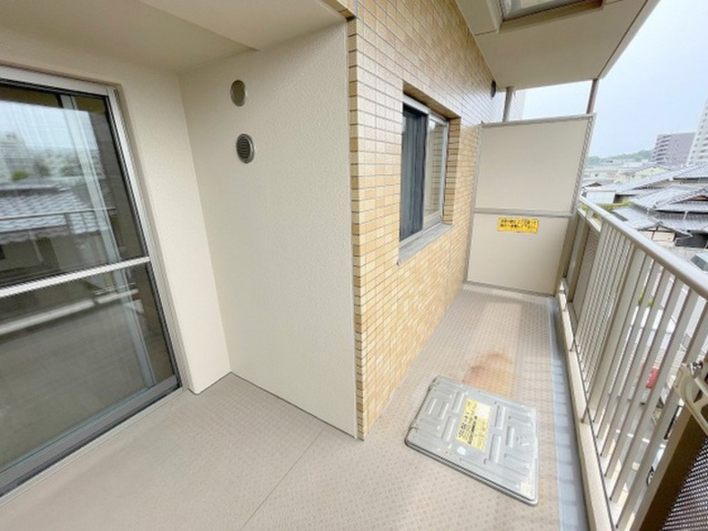 (11/24) バルコニー (11/24) バルコニー