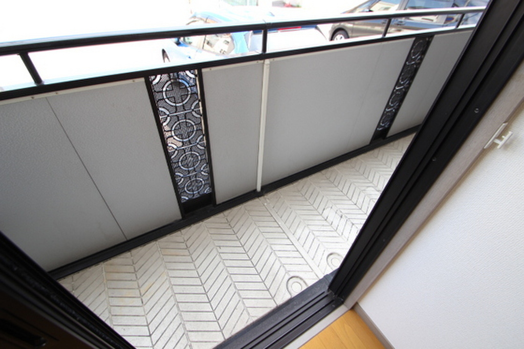 (13/21) バルコニー (13/21) バルコニー