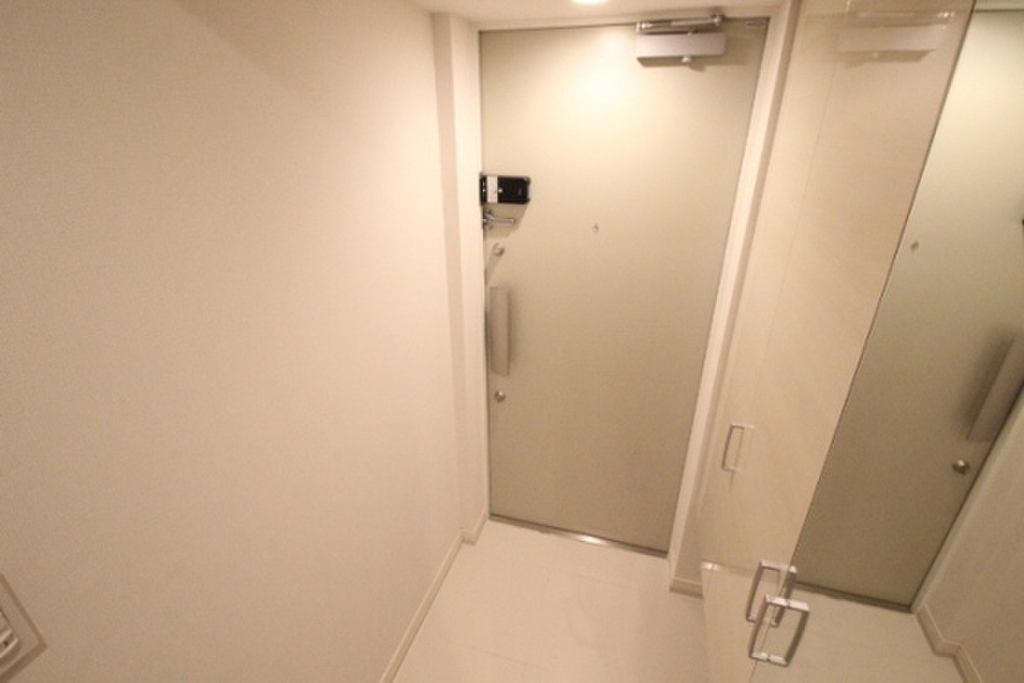 (10/24) 玄関 (10/24) 玄関